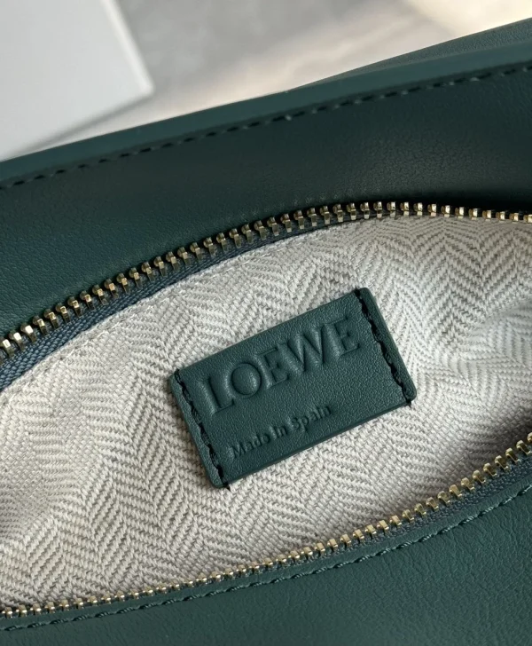 高仿羅意威/LOEWE 單肩包草綠色：圖片 17