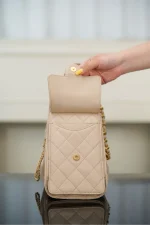 Chanel/香奈兒 25S Small Hobo 抽绳水桶包 杏色鱼子酱：圖片 18