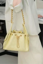 Chanel/香奈兒 25S Small Hobo 抽绳水桶包 小鷄黃：圖片 4