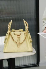 Chanel/香奈兒 25S Small Hobo 抽绳水桶包 小鷄黃：圖片 6