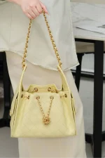 Chanel/香奈兒 25S Small Hobo 抽绳水桶包 小鷄黃：圖片 10