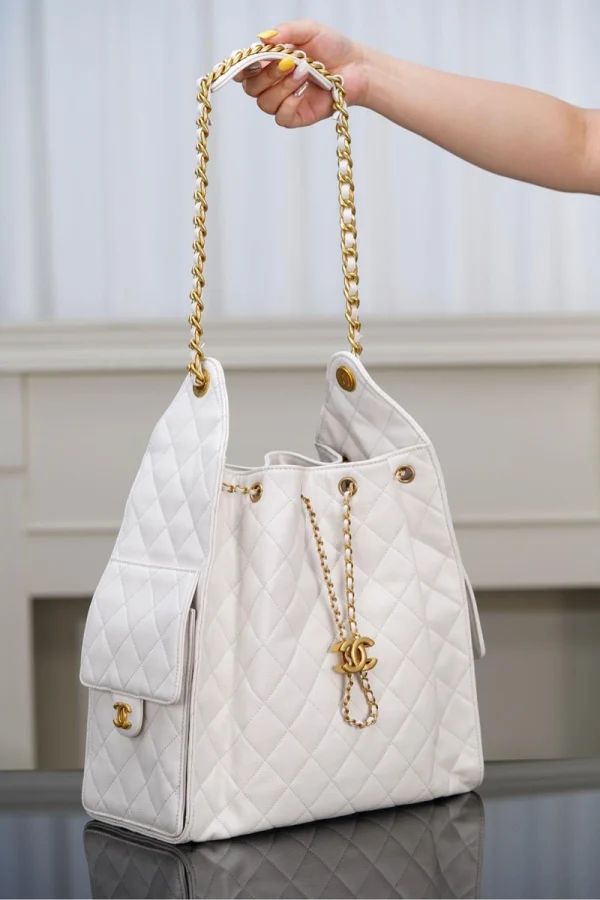 Chanel/香奈兒 25S Small Hobo 抽绳水桶包 白金色：圖片 14