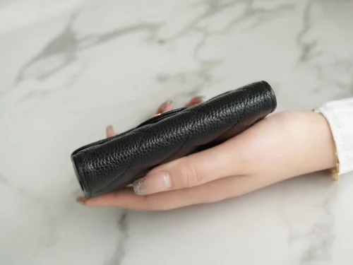 Chanel/香奈兒 Classic Flap 經典三折錢包 | 黑金魅力：圖片 8
