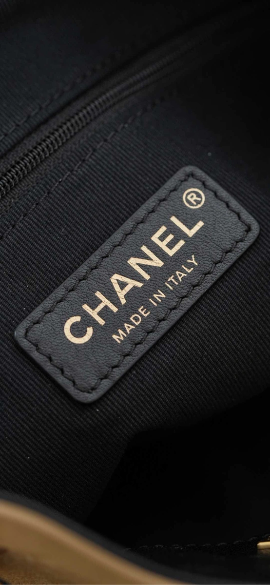 Chanel/香奈兒 25A 麂皮杏色水桶包