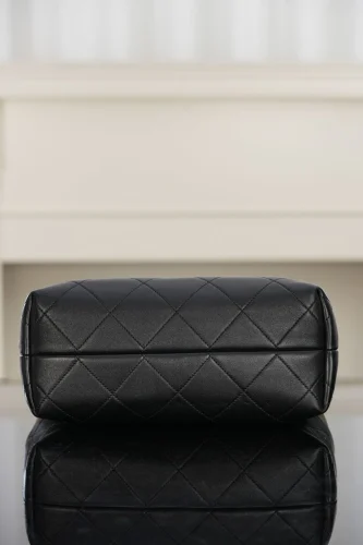 Chanel/香奈兒 25A 麂皮杏色水桶包：圖片 13