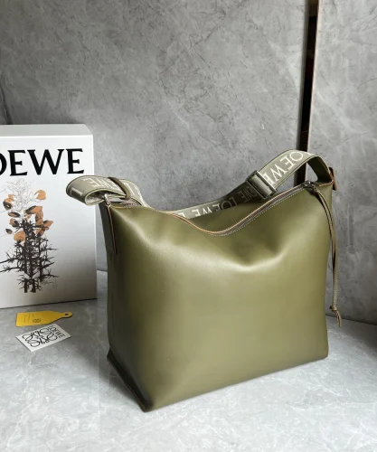 羅意威/LOEWE Cubi 單間斜挎包：圖片 5