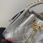 高仿香奈兒/CHANEL 25C Hobo 肩背包｜金屬亮面銀色：圖片 7