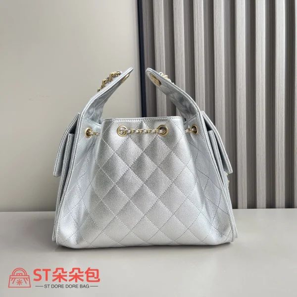 高仿香奈兒/CHANEL 25C Hobo 肩背包｜金屬亮面銀色：圖片 10