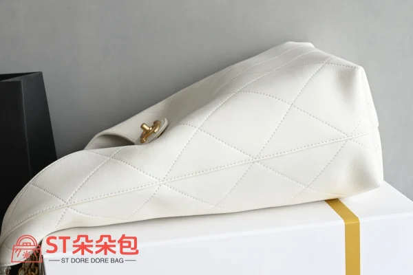 高仿香奈兒/Chanel 25P 白色絎縫Hobo嬉皮包 大號：圖片 5