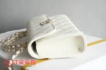 高仿香奈兒/Chanel Wallet on Chain系列 白色斜挎鏈條包：圖片 5