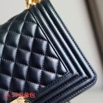 高仿香奈兒/Chanel Leboy系列25cm中號黑色肩背包：圖片 6