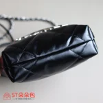 高仿香奈兒/Chanel 22 Mini 垃圾袋肩背包｜黑色亮面牛皮：圖片 6