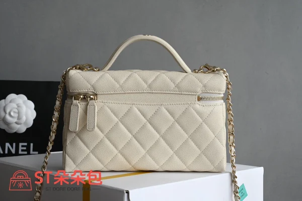 高仿香奈兒/Chanel  Vanity系列 經典菱格紋鏈條盒子包 白色：圖片 3
