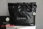 高仿香奈兒/Chanel 22 黑色 購物袋款：圖片 2