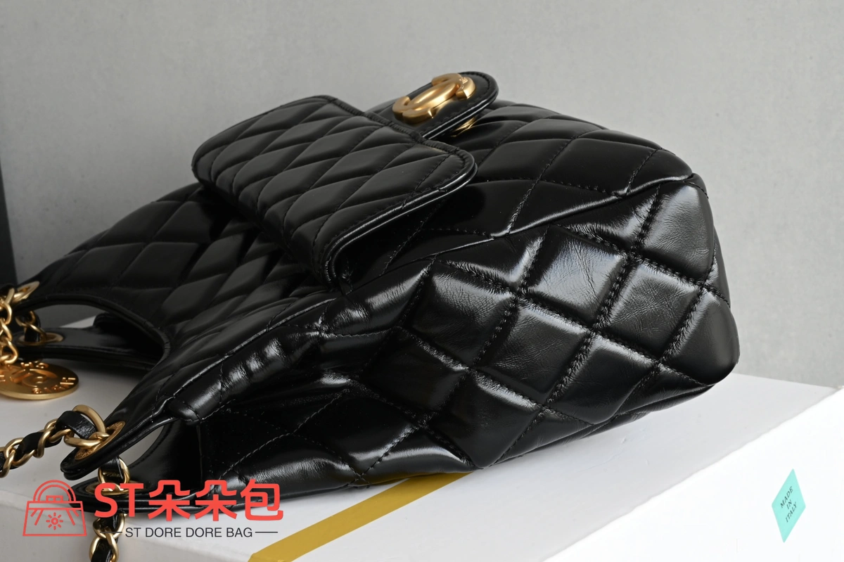 高仿香奈兒/Chanel 經典款經典菱格紋鏈條翻蓋馬鞍包黑色 5 高仿香奈兒/Chanel 經典款經典菱格紋鏈條翻蓋馬鞍包黑色