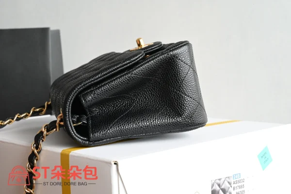 高仿香奈兒/Chanel Classic Flap系列 黑經典口蓋包：圖片 5