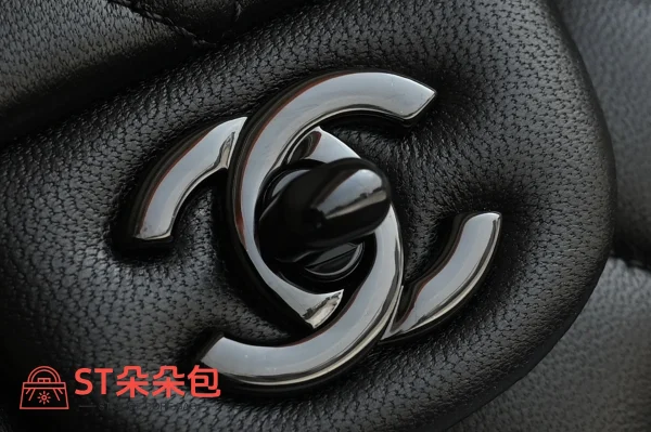 高仿香奈兒/Chanel 經典系列帶手柄菱格紋翻蓋包黑色：圖片 7