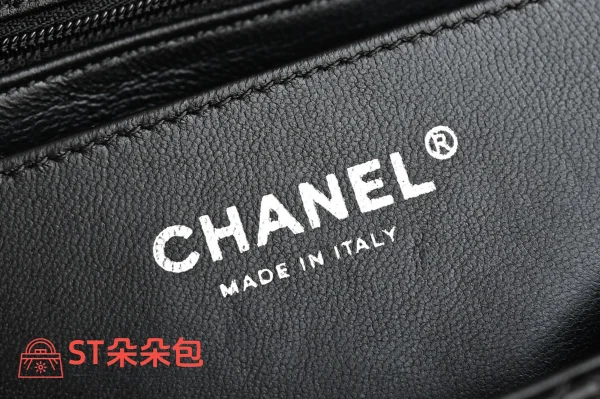 高仿香奈兒/Chanel 經典系列帶手柄菱格紋翻蓋包黑色：圖片 10