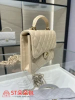 高仿香奈兒/Chanel Premiere經典菱格紋翻蓋手提包米白色：圖片 4