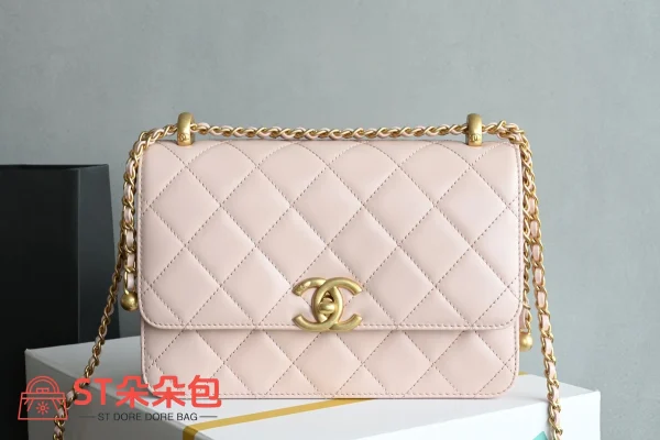 高仿香奈兒/Chanel Classic Flap 粉色鏈條錢包包：圖片 2