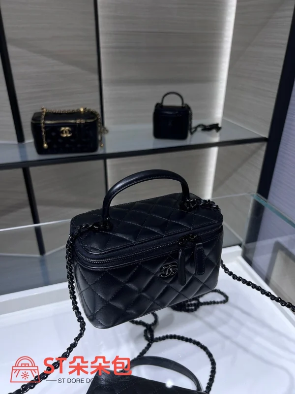 高仿香奈兒/Chanel Vanity Case黑色小型菱形格紋手提肩背包：圖片 4