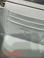 高仿香奈兒/Chanel Vanity系列淡藍色菱格紋鏈條裝飾化妝包：圖片 10