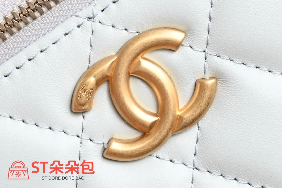 高仿香奈兒/Chanel 25S 淺藍色化妝包 7 高仿香奈兒/Chanel 25S 淺藍色化妝包