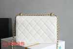 高仿香奈兒/Chanel Classic Flap 經典菱格紋口蓋包 白色：圖片 3