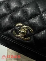 高仿香奈兒/Chanel WOC 帶手柄翻蓋包 深藍色：圖片 6