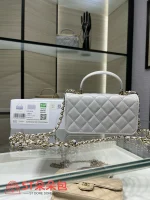 高仿香奈兒/Chanel Classic Flap系列 Mini帶手柄淺灰色：圖片 3