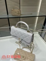 高仿香奈兒/Chanel Classic Flap系列 Mini帶手柄淺灰色：圖片 7