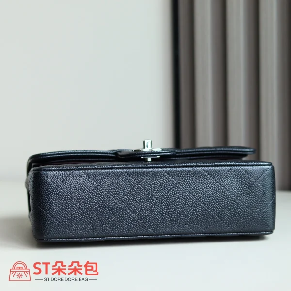 高仿香奈兒/Chanel Classic Flap經典黑色翻蓋鏈條包：圖片 5