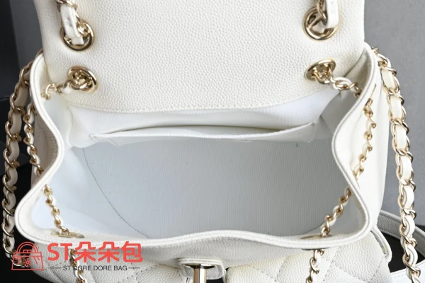 高仿香奈兒/Chanel Coco Backpack經典菱格紋白色雙肩包：圖片 10
