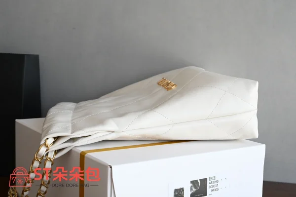 高仿香奈兒/Chanel 22 白色 垃圾袋：圖片 4