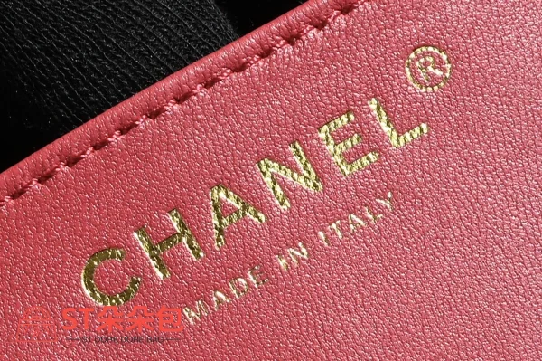 高仿香奈兒/Chanel Classic Flap菱格紋翻蓋鏈條黑色單肩包：圖片 9