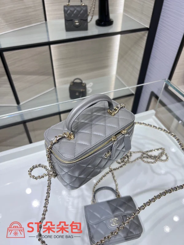 高仿香奈兒/Chanel  Vanity Case 菱格紋鏈條手提化妝包 灰色：圖片 4