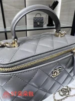 高仿香奈兒/Chanel  Vanity Case 菱格紋鏈條手提化妝包 灰色：圖片 7