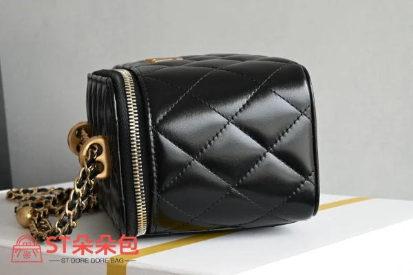 高仿香奈兒/Chanel Vanity Case 黑色帶鏈條化妝包：圖片 5