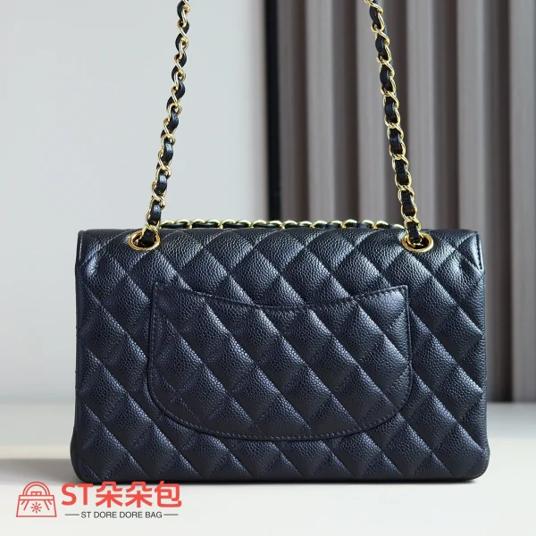 高仿香奈兒/Chanel Classic Flap 中號黑色肩背包：圖片 10