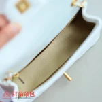 高仿香奈兒/Chanel Classic Flap 金球款 白色大mini：圖片 8