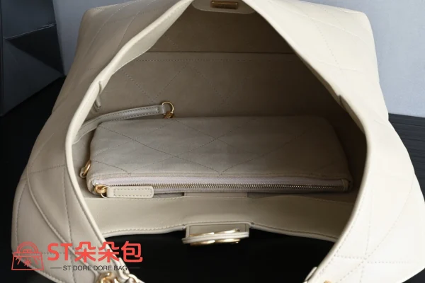 高仿香奈兒/Chanel 25P 米白色大號嬉皮包：圖片 10