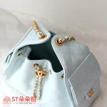 高仿香奈兒/CHANEL 25C Hobo 肩背包｜魚子醬小牛皮天青色：圖片 6
