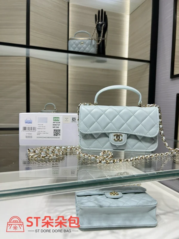 高仿香奈兒/Chanel Classic Flap 經典迷你口蓋包 淺藍色：圖片 2