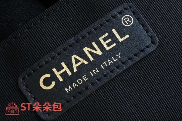 高仿香奈兒/Chanel Classic系列 黑色雙肩包：圖片 9