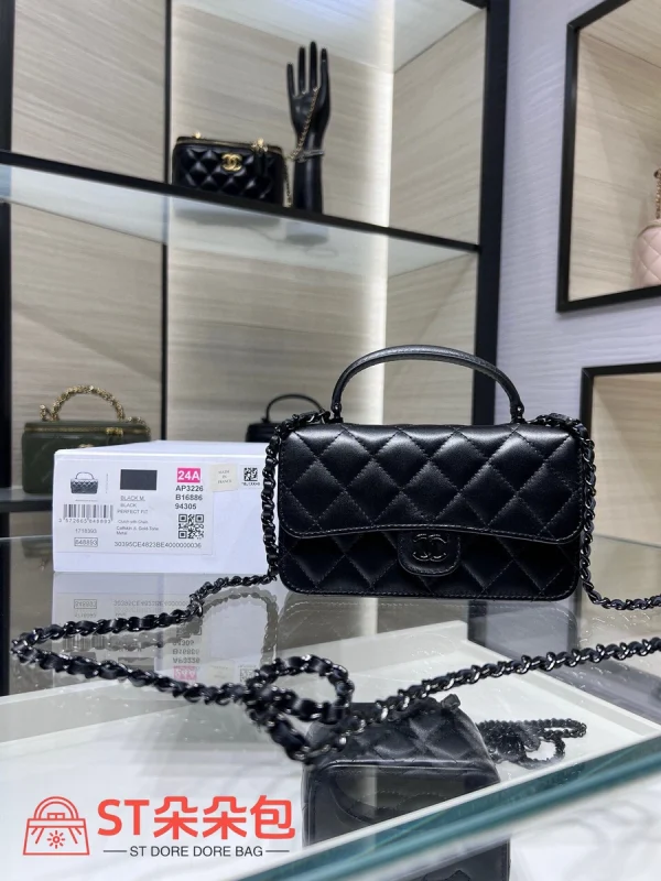 高仿香奈兒/Chanel Classic Flap 菱格紋鏈條單肩/手提包 黑色：圖片 2