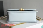 高仿香奈兒/Chanel 19系列 19 Wallet on Chain 淺藍色：圖片 4