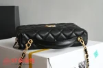 高仿香奈兒/Chanel Vanity Case系列 黑色菱格紋雙C扣鏈條化妝包：圖片 6