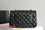 高仿香奈兒/Chanel Classic Flap 黑色經典口蓋包：圖片 3