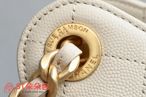 高仿香奈兒/Chanel 22系列 抽繩水桶包 米白色：圖片 8