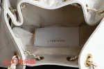 高仿香奈兒/Chanel 22系列 抽繩水桶包 米白色：圖片 10